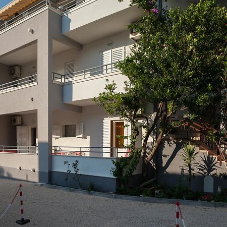 Beach Marin Makarska Exterior foto